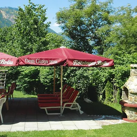 Holiday Haus Schonbrunn, *